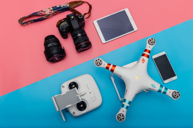 藍牙耳機、藍牙音響快遞到英國